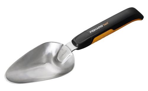 FISKARS lopatka Xact